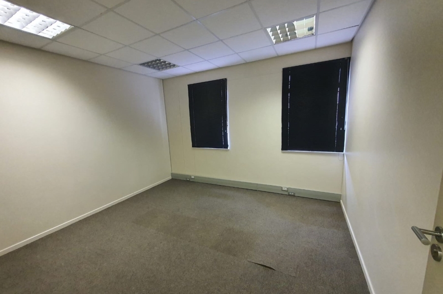 To Let commercial Property for Rent in Newton Park Eastern Cape